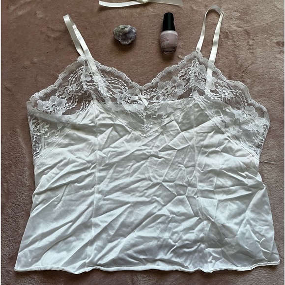 Lace up Coquette Top🤍 - Picture 1 of 3